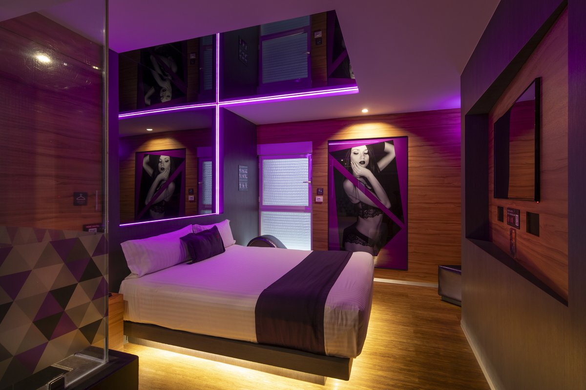 InterLove Hotel tweet media