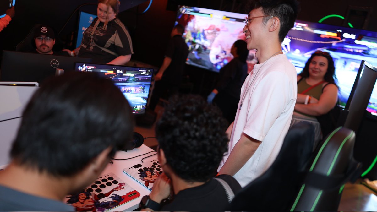TeamRazer's tweet photo. The action is heating up at the 100 Thieves 2XKO tournament, powered by yours truly 😉

Come on down to the Razer LAN Pit! https://t.co/PuDd0NZ9BU