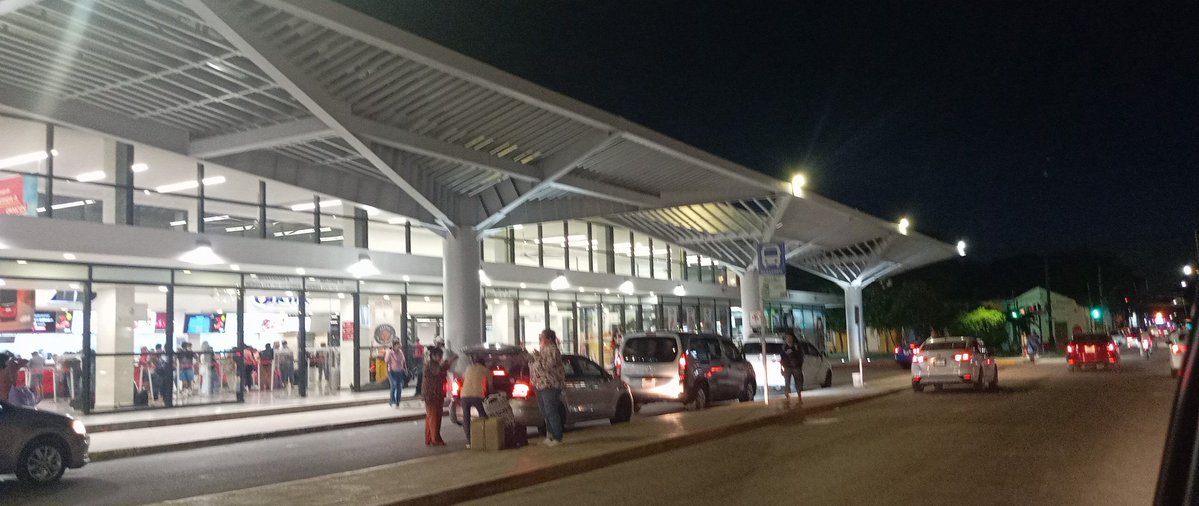 JorgePechcs's tweet photo. Alguien por el centro?? https://t.co/yjEDfJPwgn