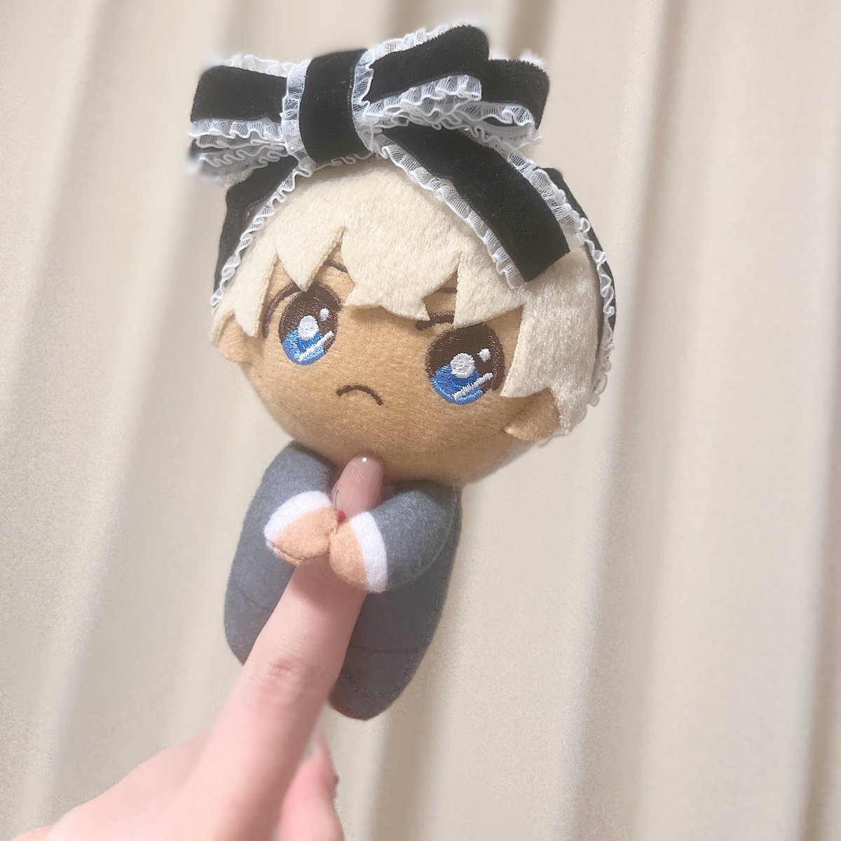 __i202r's tweet photo. だらちゃん用に作ったリボン、ぴょこちゃにはすこし大きいね🎀 https://t.co/2OVsSZiozi