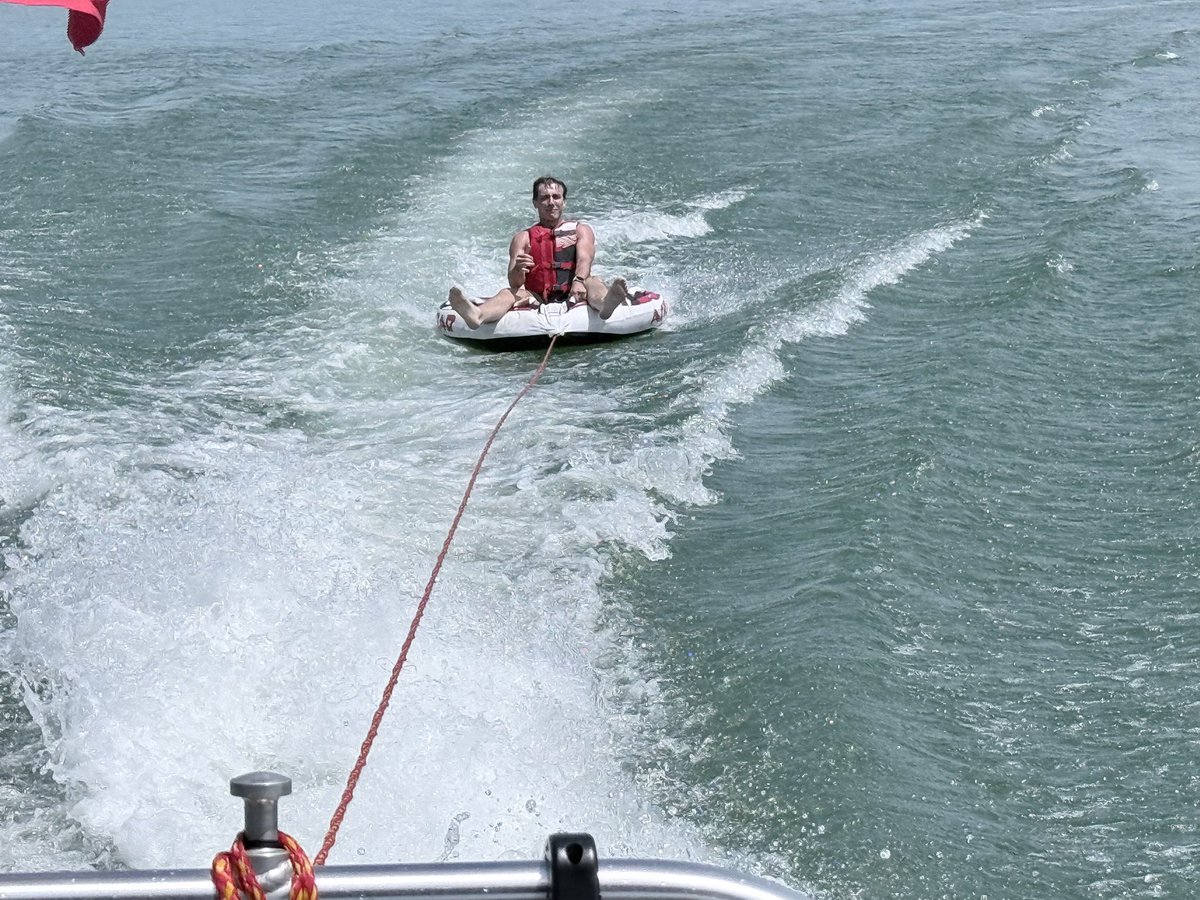 A_Crazy_G's tweet photo. We Be Having Some Great #LakeLife Time...
We Just Getting Started...
Dinner Inbound...😎
#TapTap ... 🤌🤣🤣🤌 https://t.co/wrVsbXnB7J