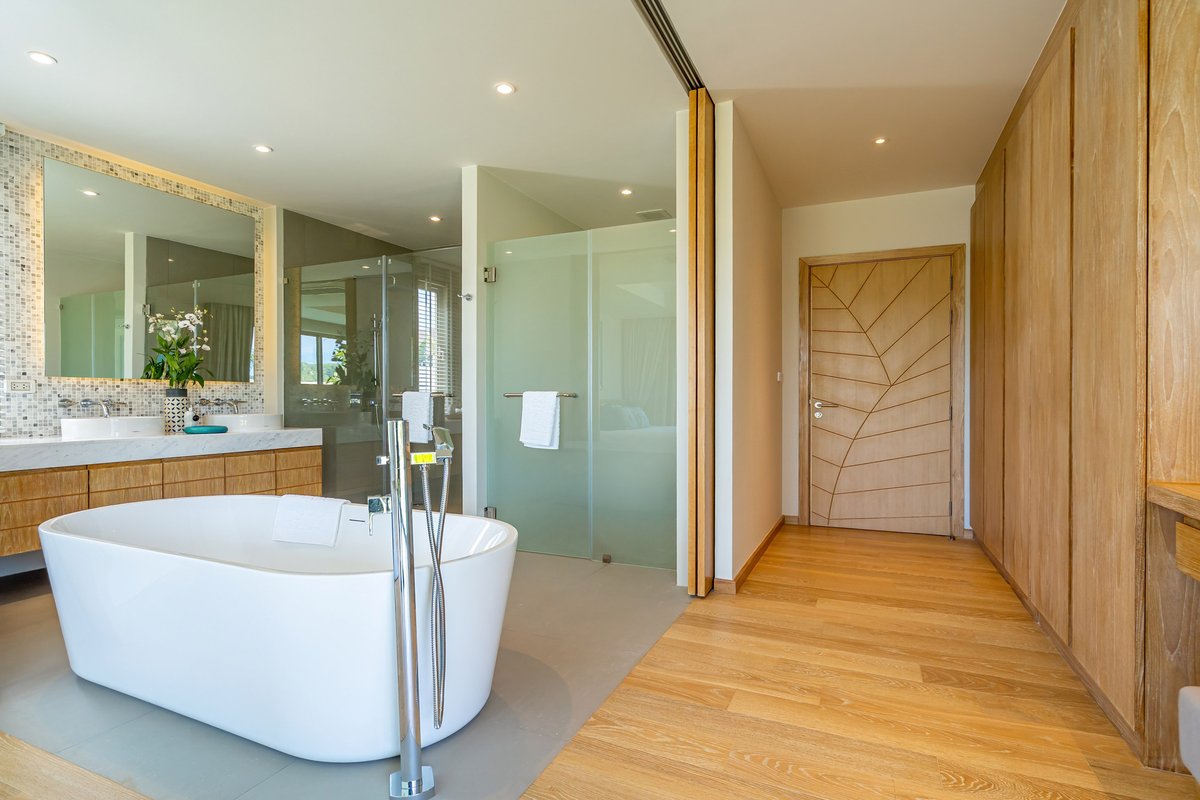 EclipseThailand's tweet photo. Trichada Breeze Villa
USD 1.2K
4 Bed | 3 Bath | 420 Sq.m. | 669 Sq.m. Land
✅ Fully furnished
✅ Private pool
✅ Near Bang Tao Beach &amp; Laguna Phuket

Villa details: https://t.co/nxCQscIrwX

#PhuketProperty #LuxuryVilla #BangTao #PhuketRealEstate #PoolVilla #PropertyInvestment https://t.co/Gt7ur9HS5G
