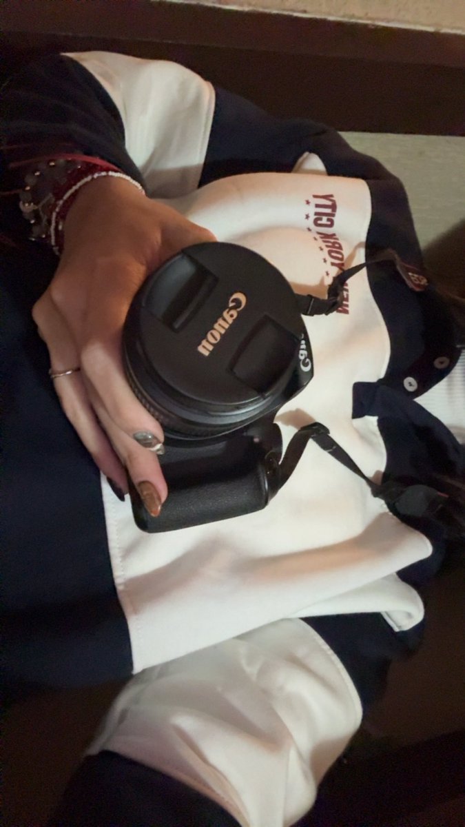 ࣼ aye ღ’s sanie tweet media