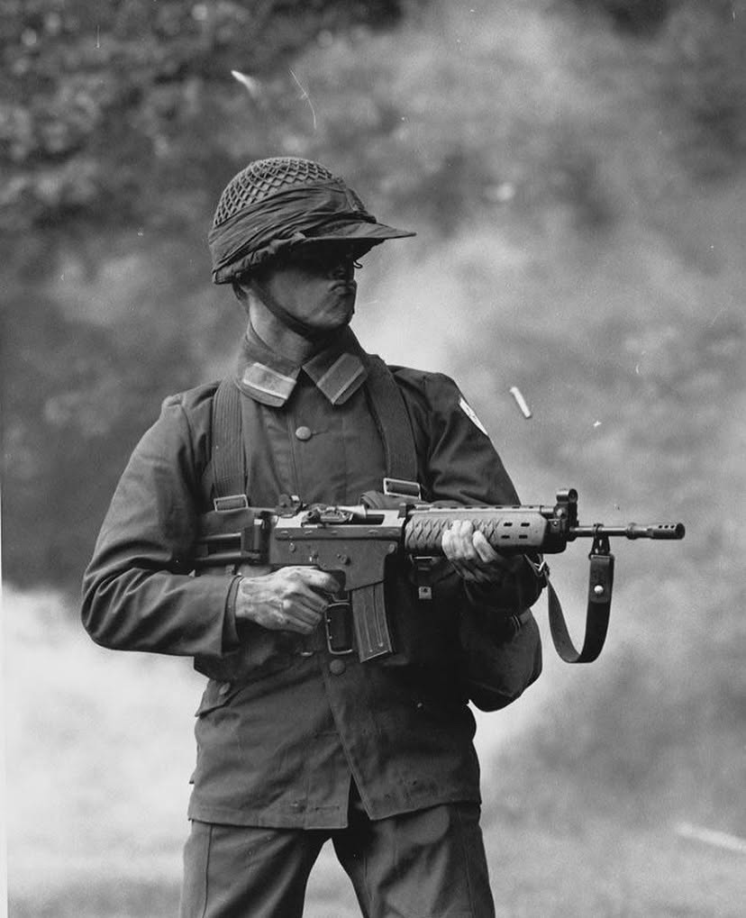 V3_nothing's tweet photo. swedish army 7  #coldwar https://t.co/IHHRZjk0qM