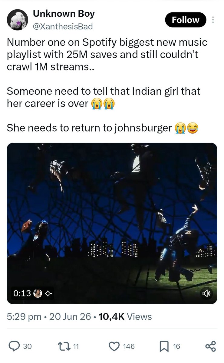 holariod's tweet photo. @Ughoefromda12 @WorldwideTygerz @amhyjenny Yall call tyla with all thing under the book because she's coloured. Don't act innocent now. ///PS since yall using race as sympathy points, when are you going to stream your quote on quote "brown skin woman" as if tyla isn't one but I digress. https://t.co/tIK6NhOdIO