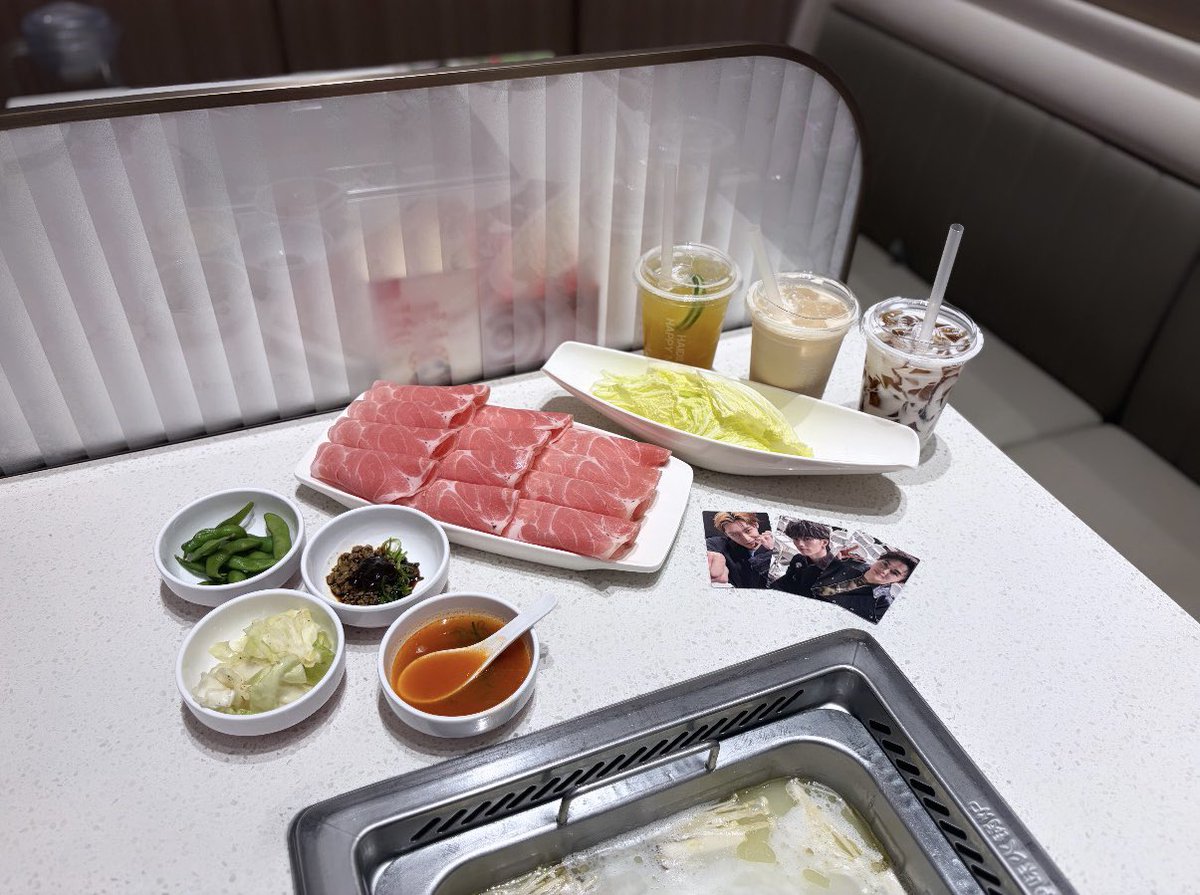 chuco__'s tweet photo.  ︎︎#超特急_ESCORT 🍽♡ https://t.co/BhyE9waCqk