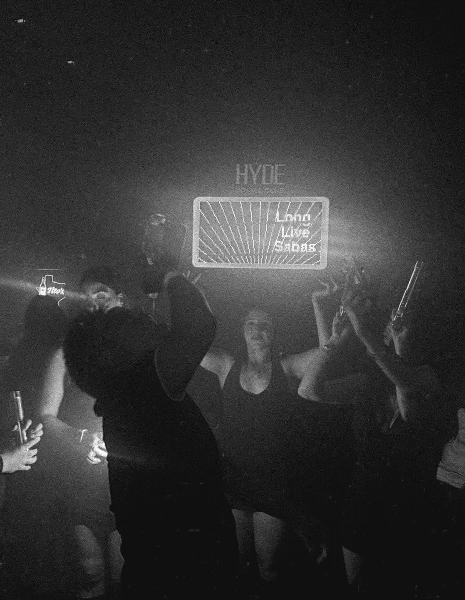 milovertt's tweet photo. Your world forever 🖤 https://t.co/66wZV81jlJ