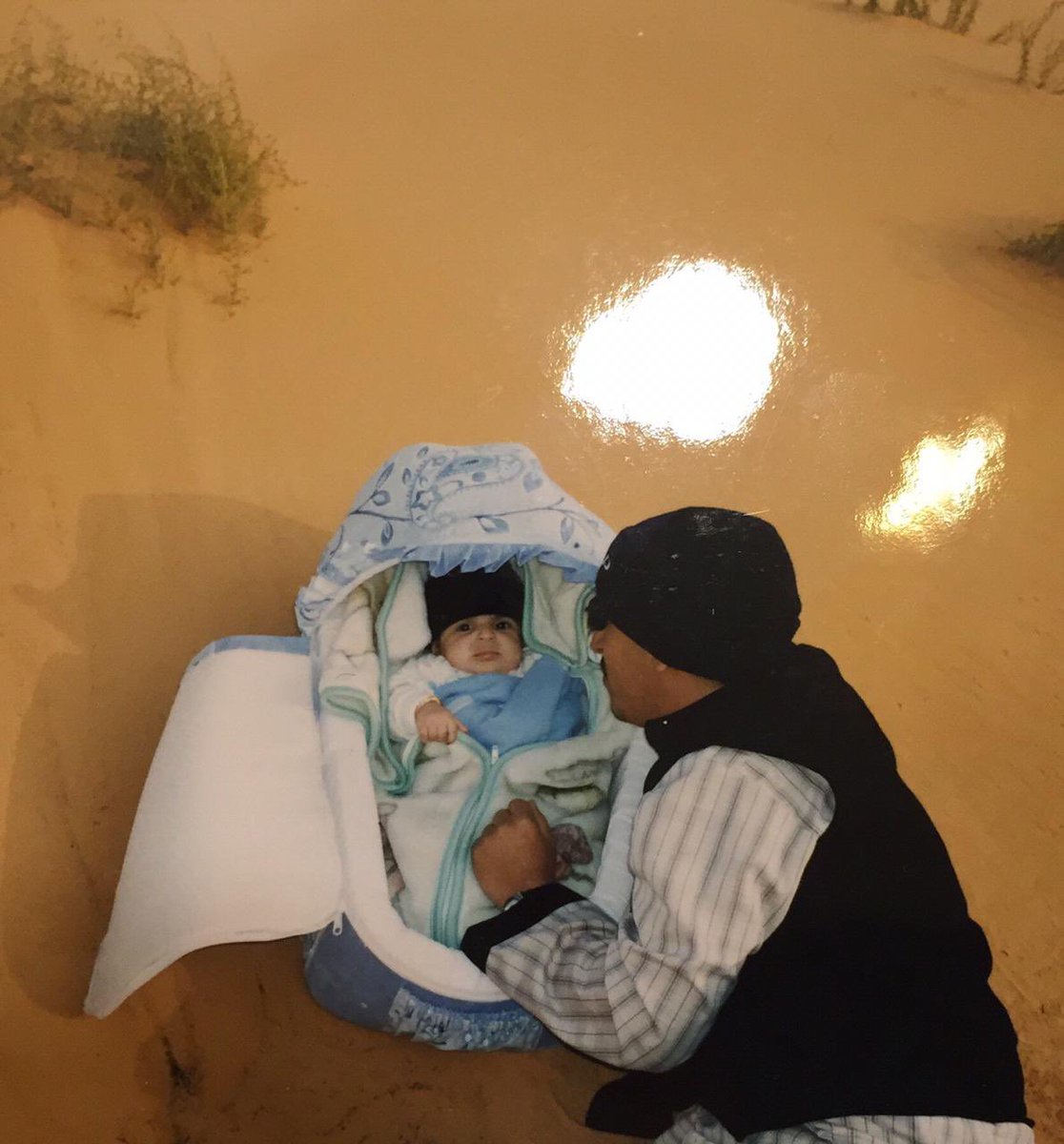 illlilli59's tweet photo. سأظل أحبه ولا أُقارنه بأحد
ياحبيبي وحبي الاول
 
الله يبلغني واسعدك 
وأوصل وتفتخر بنجاحاتي وانجازاتي 
وانتَ بصحة وعافية يارب❣️@abo3bdallah1 

 #يوم_الاب_العالمي https://t.co/IMIIXtQiG5