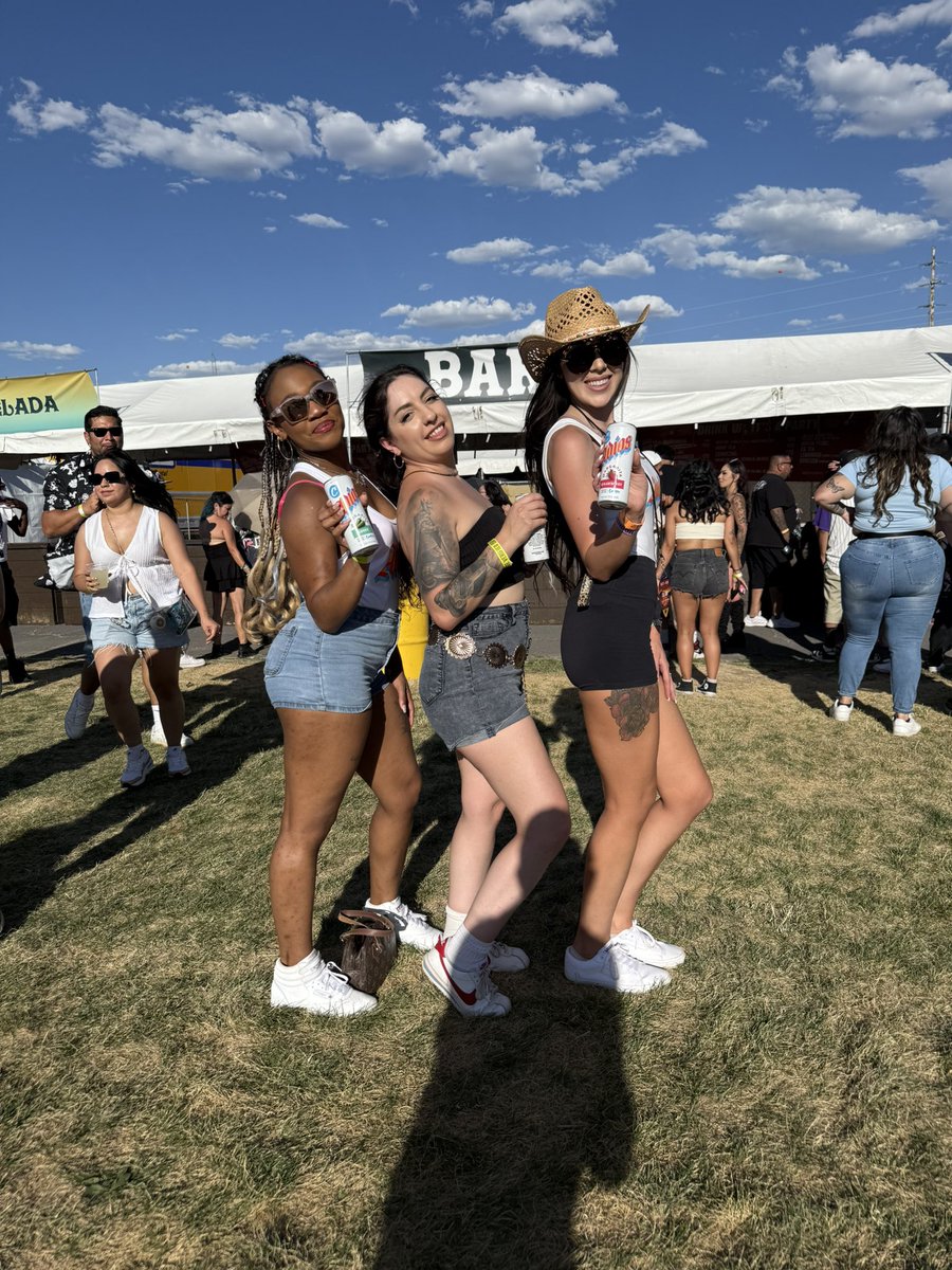 AdiosSpirits's tweet photo. 🚨 PARTY IN THE PARK CHECK IN 🚨
The ADIOS girls are still making rounds and the vibes are getting crazier by the minute.
If you see us, come grab a picture. 📸
#ADIOS #PartyInThePark #Albuquerque #NewMexico #FestivalLife #TequilaSeltzer https://t.co/lNPVLBqH51