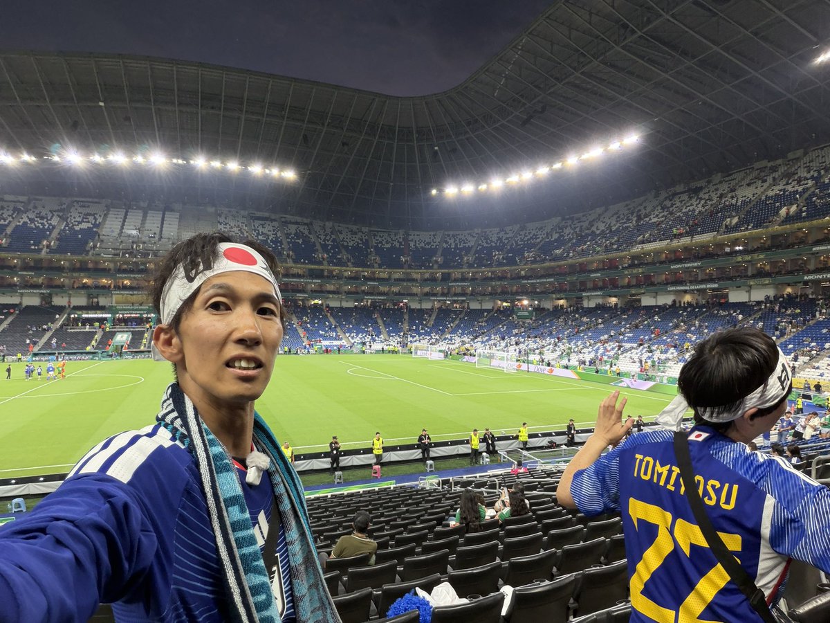 koya_travel's tweet photo. 勝つぞー🔥🇯🇵🇹🇳

今日は1階中央の神席だったー！
#サッカー日本代表
#ワールドカップ https://t.co/lwxvLXELgx