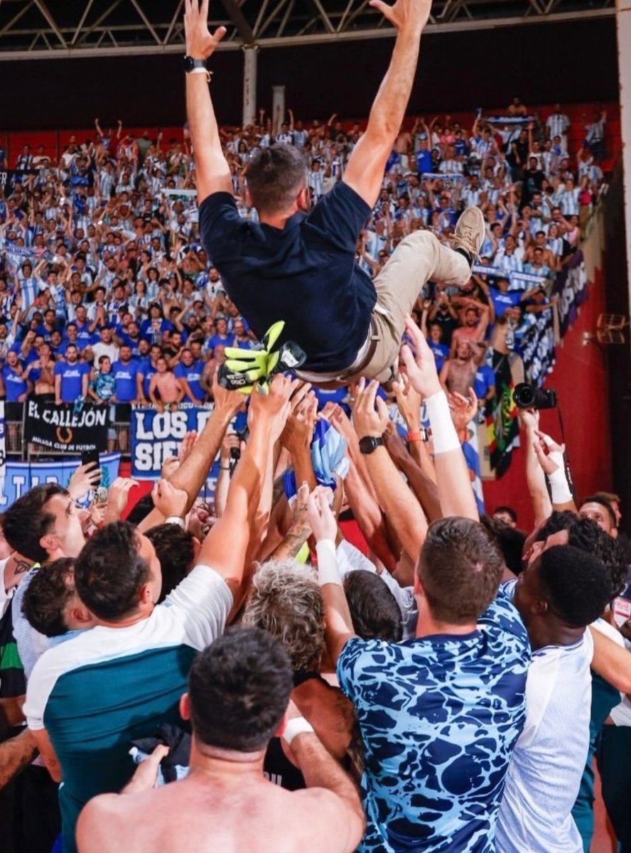thierrin_'s tweet photo. De Primera señores, de Primera. De donde nunca debimos salir. Con un grupo de niños en el campo de un equipo dopado económicamente, qué cosa más grande.

Lo hicimos en Tarragona y lo hemos hecho en Almería. Porque tenemos dos cojones.

Qué bonito es ser del Málaga. https://t.co/VfYt2L6NKS