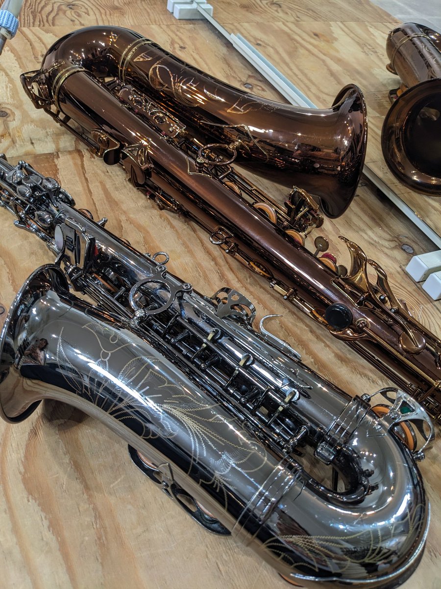 123chikako's tweet photo. 🎷🎷2026年5回目(37)Alt＆Tn。
Altケースに防水スプレーして正解👍ジッパー式ケースはチャック部分が布なので防水スプレーしとくのが良いかと。
セピアちゃん＆自前唯一のアルトメタル(ゴッツHL？)は自分的に異次元の鳴り。どうも高音上ずる気がするけど2人で吹くと違和感ないレベル？だし採用。 https://t.co/sOUiLzwuXk