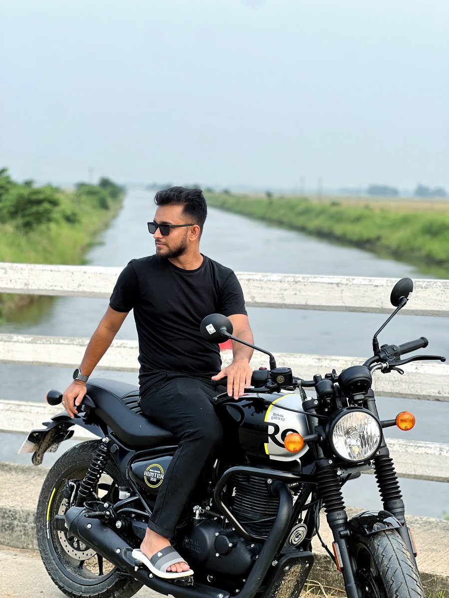 kawsarbd19's tweet photo. তুমি যতটা দূরত্ব চেয়েছিলে,
আমি তার দ্বিগুণ দূরত্ব নিয়ে হারিয়ে গেছ��। ❤️ https://t.co/uv1dBX1JCg