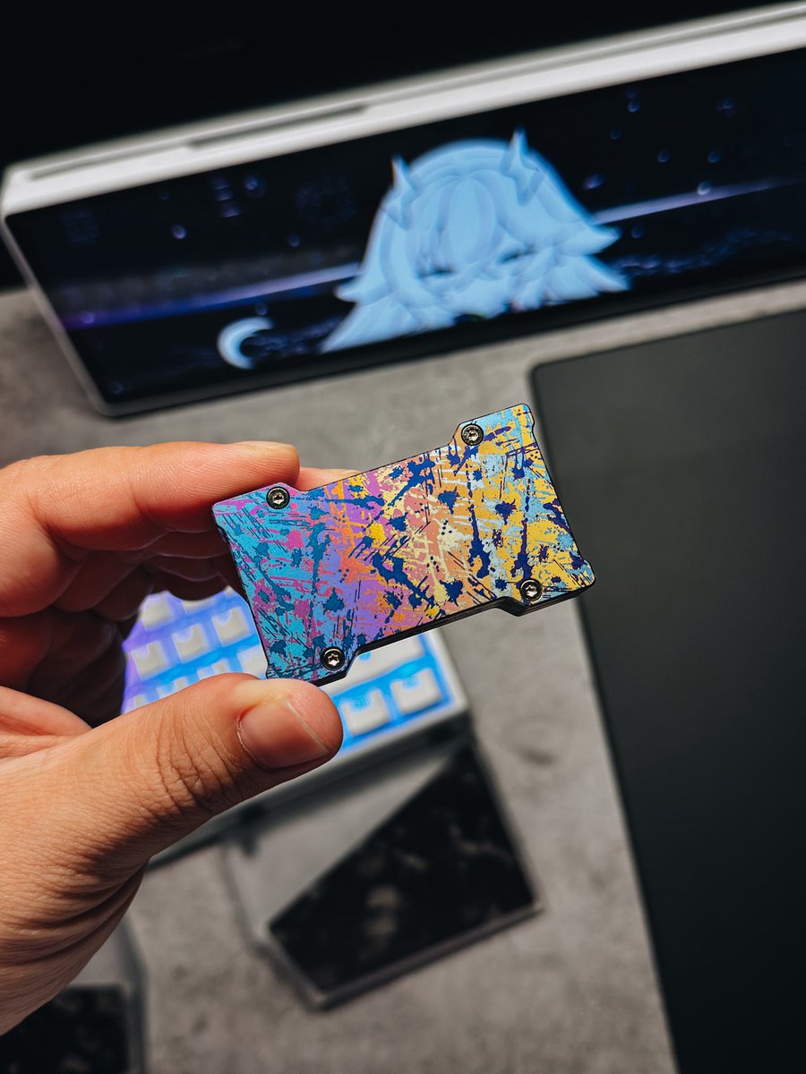 The HM Lab Z-Neo Gaming Hub “Ink Splash” is made entirely out of ...