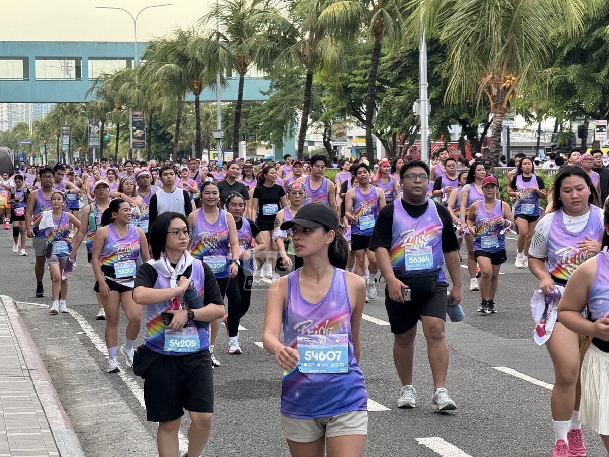 OneSportsPHL's tweet photo. STRONGER TOGETHER ๐ณ๏ธโ๐๐ค
Thousands of runners, members of the LGBTQIA+ community, and allies filled the MOA Complex in Pasay City as the 2026 RUNRIO Pride Run became a powerful statement of unity, inclusivity, and pride! | via LJ Abadinas/One Sports
#RunrioPrideRun #RunWithPride https://t.co/Oj0nM6SUDw
