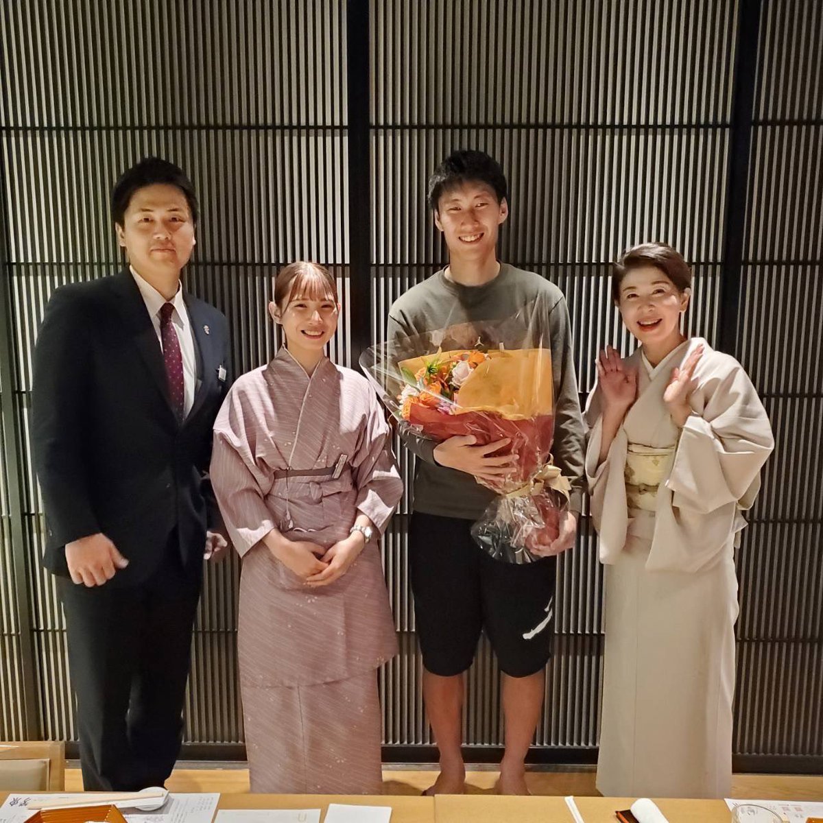 housen2555's tweet photo. ワールドカップ2026

鎌田大地選手

ご活躍、本当におめでとうございます！

世界の舞台で挑戦し続ける姿に、
たくさんの勇気と感動をいただいています！ https://t.co/p47xMjjUoq