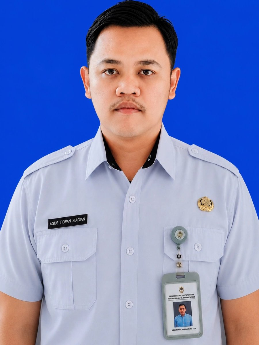 ucokpelor's tweet photo. Tumbuhlah perlahan, bawa tata krama, otak, dan sikap yang baik di setiap langkah, dewasalah bersama usiamu. Manusia di hargai bukan hanya karena tua, tapi karena paham bagaimana cara bersikap. https://t.co/T3YYjlHrOL