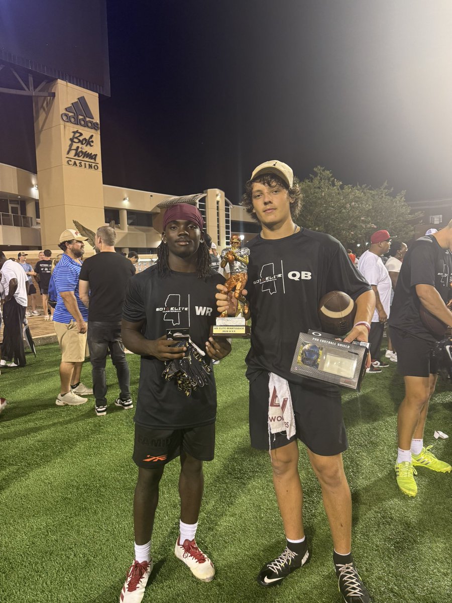 KrossAvent's tweet photo. Thankful to win MVP out of the TOP quarterbacks in MS for the class of ‘28 
@wyattdalton4 did a great job arranging this. @RPCoach21 @Coach_Smitty_EW @MacCorleone74 @TomLoy247 https://t.co/IsWfGyElnq