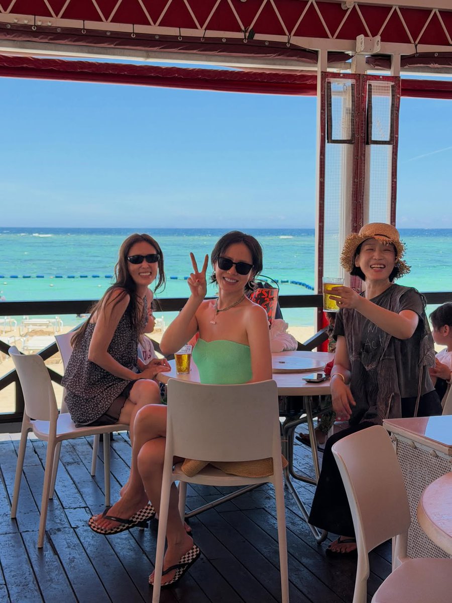 BinJinHand_22's tweet photo. #Yejijand: The 4th day of the trip✌️
Enjoy your trip #KimFamily and friends!🥰🥰🥰 

#Yejinfoot_official #SonYeJin #Yejin #SonEonJin #EonJin #BinJin #HyunBin #KimTaePyung #TaePyung #KimWooJin #WooJin #Alkong #KimSon #HyunSon 

[06.21.2026] https://t.co/Z2ZH9p4KKk