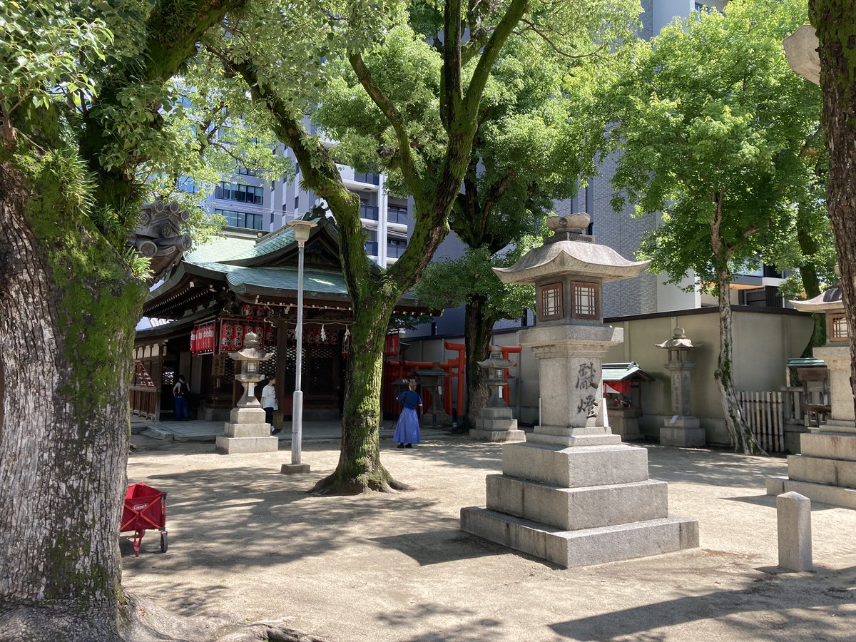 compact_y's tweet photo. 大阪天満宮
本殿は屋根改修中 https://t.co/1YWyjJkCEA