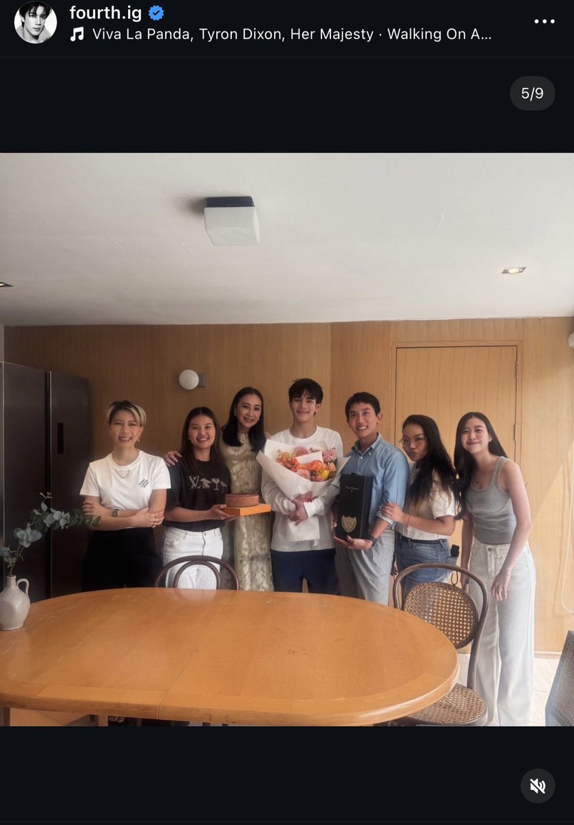 FourthOfficiall's tweet photo. ฝากเติมใจให้พี่โฟร์ท คอมเม้นท์ แชร์ และรีโพสต์กันเยอะๆนะค๊า ใครยังไม่ได้เติมใจ ไปเติมด่วนๆ💖

🎯 : 1M Likes
🔜 : 600K Likes
👑 : https://t.co/KZ4KAe4XH9
🔜 : 400K Likes
👑 : https://t.co/KZ4KAe4XH9

#EngagementForFourth 
#Fourthnattawat #โฟร์ทณัฐวรรธน์ https://t.co/tlb1Bg4dd7