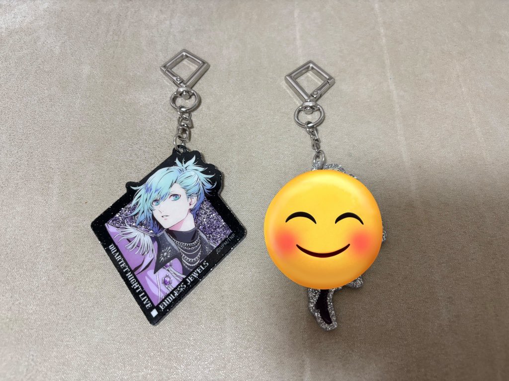 _kaeday_10's tweet photo. 【交換】うたプリ　カルナイ　カルライ　タブナイ　アクリルキーホルダー

譲:藍（アップ）
求:嶺二（全身）

本日21日千葉のライブ会場で手渡し可能な方よろしくお願いします。

嶺ちゃん、アクキー https://t.co/bDHjhGsM4v
