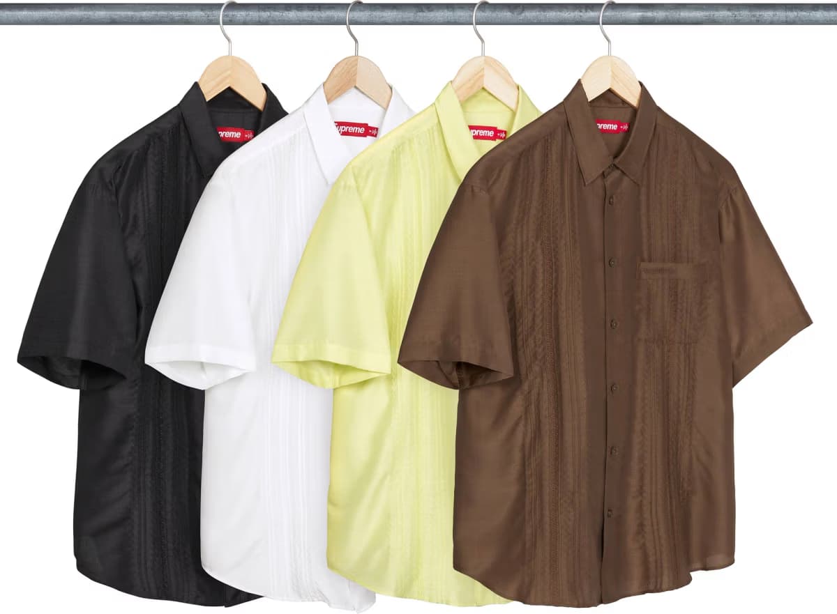 Supreme_plus's tweet photo. Supreme '26S/S                          

※今季のこりのアイテム一覧                          

あと残り33アイテムが発売予定     

シーズンはいよいよ終盤へ突入！

この夏に欲しいアイテムを見つけておこう

シュプリーム26SS残りアイテム一覧は、こちらから↓ 
https://t.co/M920Ilv6Bh https://t.co/YqZcBgUzXh