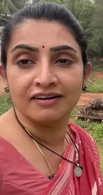 Tamil Serial Actress Ulagam tweet media