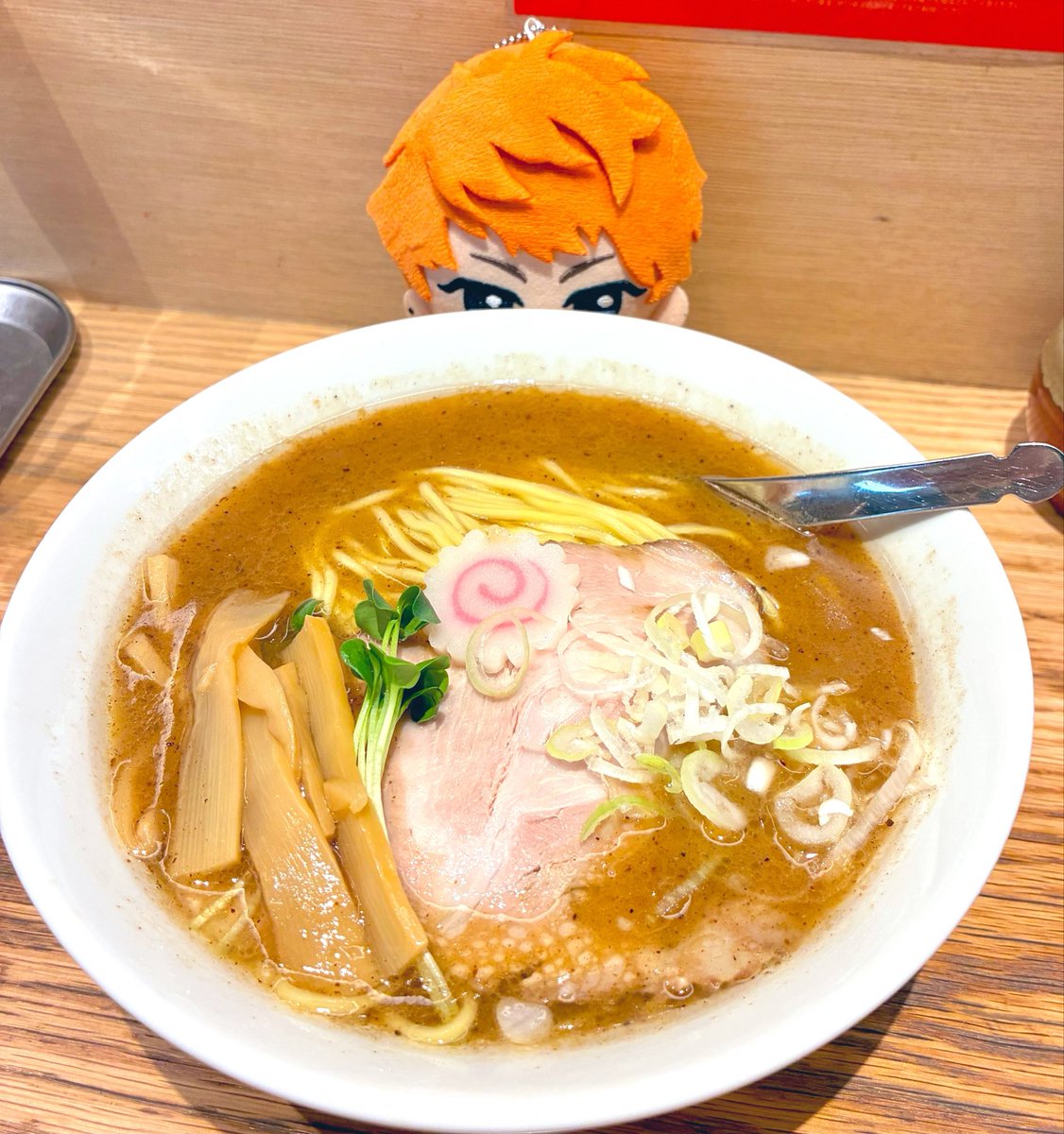 4545ts333's tweet photo. ムビ前に腹ごしらえした🍜 https://t.co/IyJ3HsQhUD