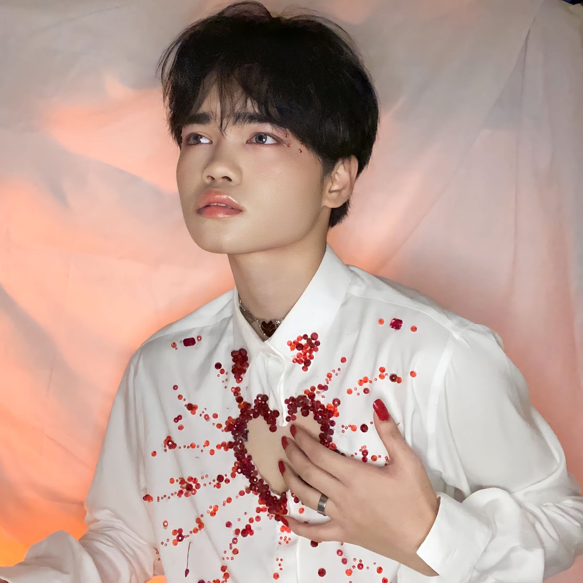andreliciouss3's tweet photo. oh wow.... seventeen me was so.... https://t.co/Umhy7VT3Pf