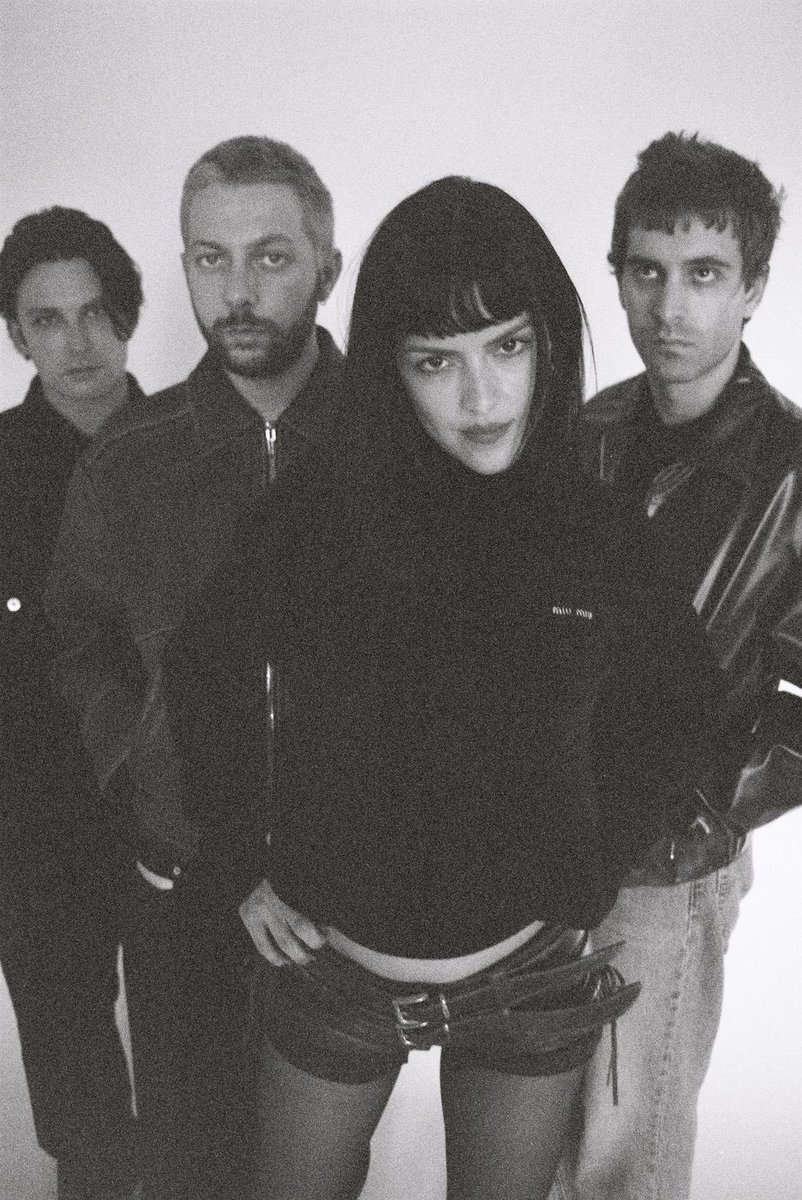 notforradios's tweet photo. i miss them https://t.co/GYHLA8CcVi