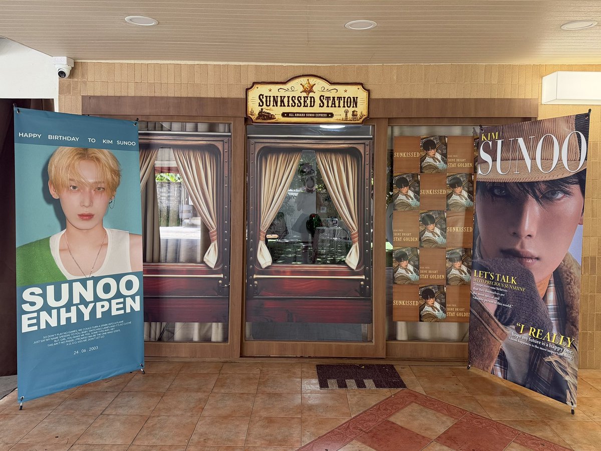Aliceblue100's tweet photo. 🚂 FINAL CALL, PASSENGERS! ☀️

Today is the final day of Sunkissed Station 🤠💛

สถานนีเปิดแล้ว!!
เลื่อนประตูบานกลางไปทางขวา เข้ามา สั่งออเดอร์ กับน้องอลิสได้เลย 🫶🏻

#SunkissedSUNOO

#SUNOO #선우 #ENHYPEN_SUNOO
#HAPPYSUNOODAY #HAPPY_SUNOO_DAY https://t.co/govR6Omqcf