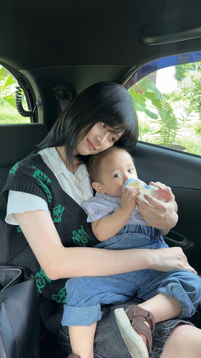 gubernurkucing's tweet photo. INI JG difoto vilsa hihihi https://t.co/JAnWSOdU0K