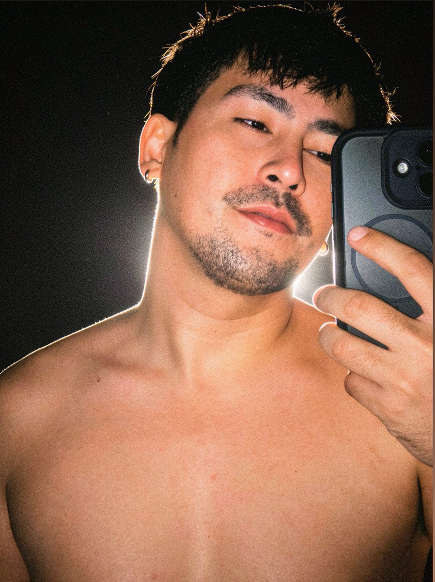 knarfsaid's tweet photo. Dzaddy mo? 🤤 https://t.co/3ehBdyap4n