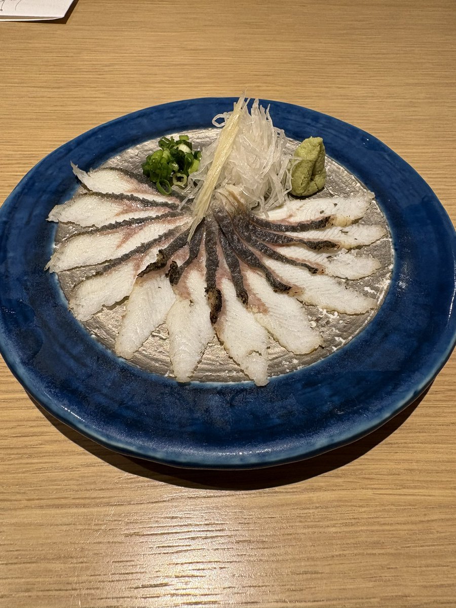 yu_ta_typeR's tweet photo. 嫁の誕生日恒例、うなぎ贅沢三昧😋
#かど屋 https://t.co/DUjhMumkjq