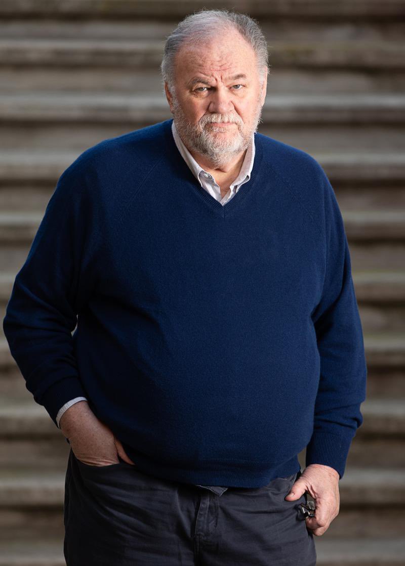 ViQueenie's tweet photo. The logic does not add up. 

According to Harry and Meghan, the children can travel thousands of miles to see the grandfather Meghan branded as racist, yet they can’t make the short trip to see Thomas Markle, who lives in the same state. 

The hypocrisy is mind-blowing. https://t.co/dY2QjCAJjP