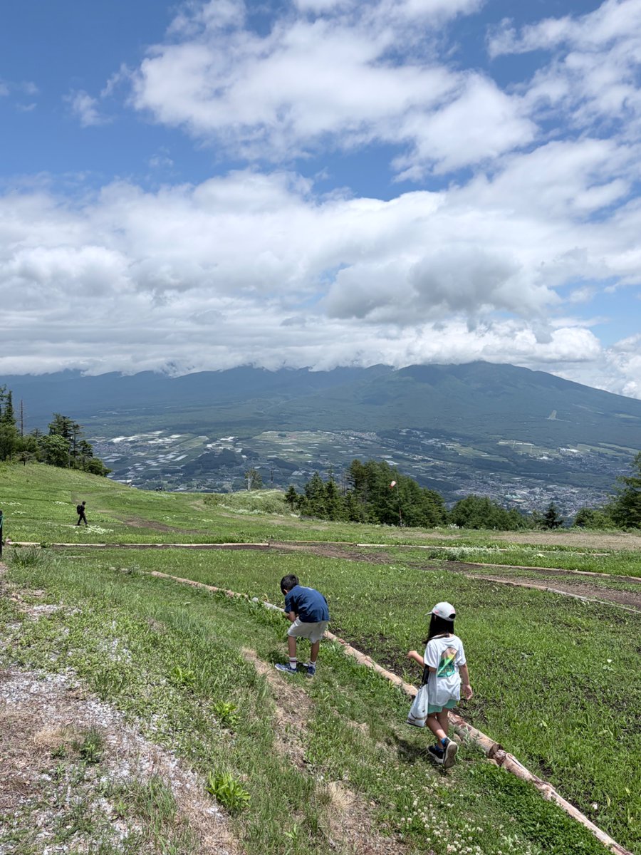 Cub_O's tweet photo. なりゆきで入笠山のゴンドラにのるなど。ダウンヒルやってみたいな https://t.co/TP5Ja7jksO
