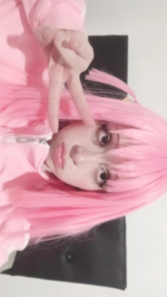 puwapuwamari's tweet photo. argentinian bocchi *música ligera starts playing
🪽 #cosplay #cospobre #mari #marinekochan #miau #bocchicos #anicos #bocchicosplay #bocchitherock https://t.co/XYmmSTVAd1