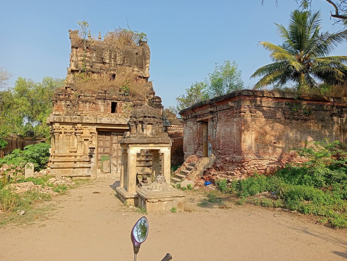 labstamil's tweet photo. 46,334 temples come under the ambit of TN HRCE. Do you know how these temples are classified? Not by antiquity or architectural significance, but based on their annual income, like a P&L line item
 > 10 lakhs : 584 temples
2 - 5 lakhs: 619 temples
10k to 2 lakhs: 3820
< 10k: 34,770 
and Others

Almost 75% of TN temples earn less than 10 thousand a year. That's 7$ a month, below poverty line of even Sub Saharan regions. 

So before some "humanitarian" pontificates about building "schools or mandapams or shopping complexes" on temple money, take a hard look at these numbers. There are temples with no priests to offer worship, no money for daily upkeep and plenty of temples are in dilapidated condition with no visitors. When there are no visitors, it becomes all the more easier for minions to steal the bronze or stone murthis abroad and mint millions. 

Temple money should be spent on temples only!