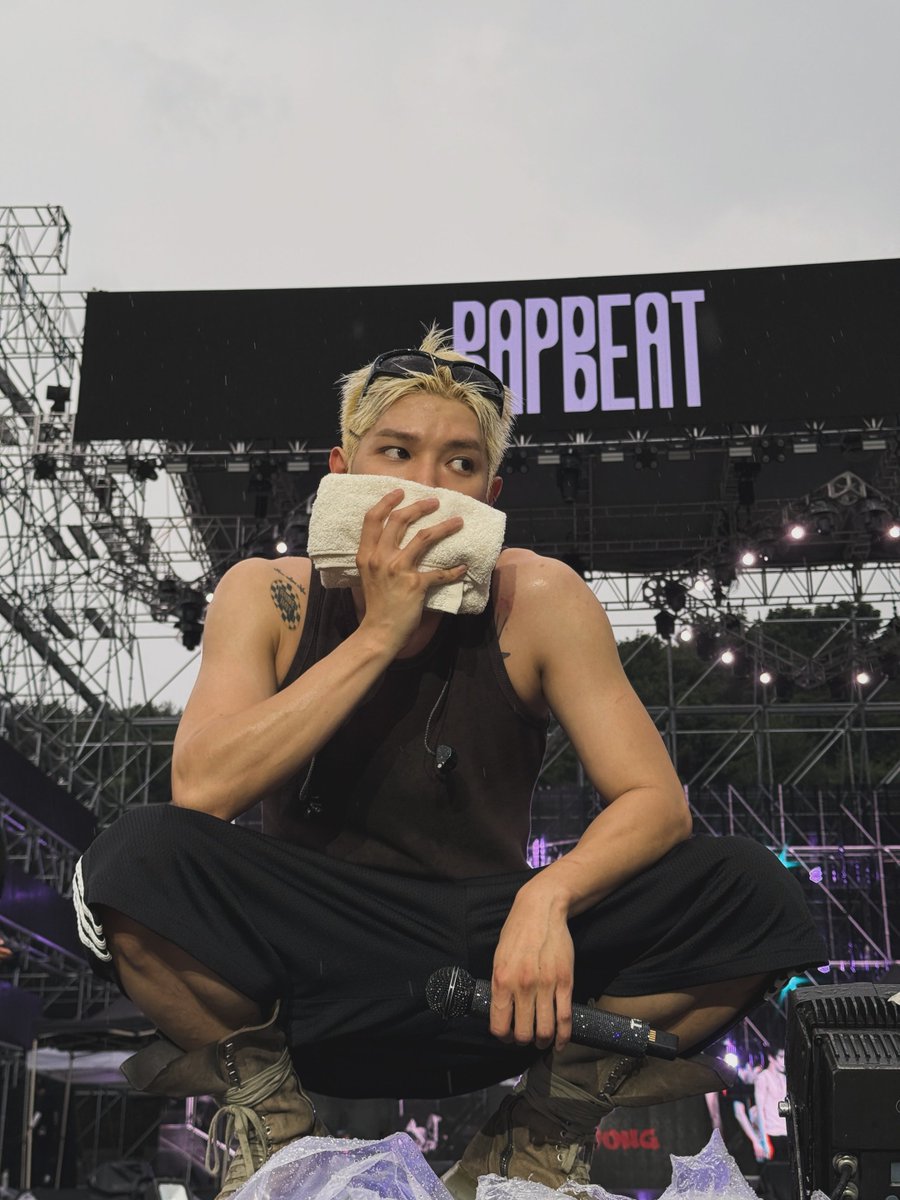 tyzip_'s tweet photo. 260621 #태용 툥스타그램

#rapbeat 🔥 https://t.co/wPNgFyhXgp