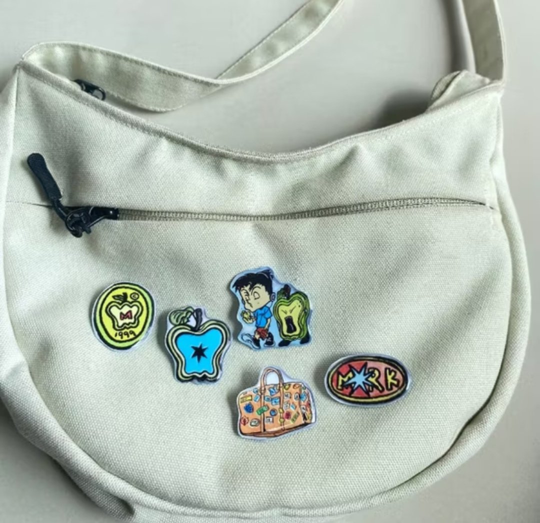 shoparsip's tweet photo. 📢 #MARKF ASSEMBLE!
Bros Mark Lee The Firstfruit ini lucu parahh 😭, cocok banget buat hias totebag, pouch, topi, bahkan hijab! 🐯

💚 Detail Produk
•Bahan: Akrilik tebal
•Ukuran: 3–4 cm
•Isi: 5 pcs

🛒 : https://t.co/F95nJDW3gY

#racunshopee #zonauang #zonajajan #MARK https://t.co/wne1n2jtm5