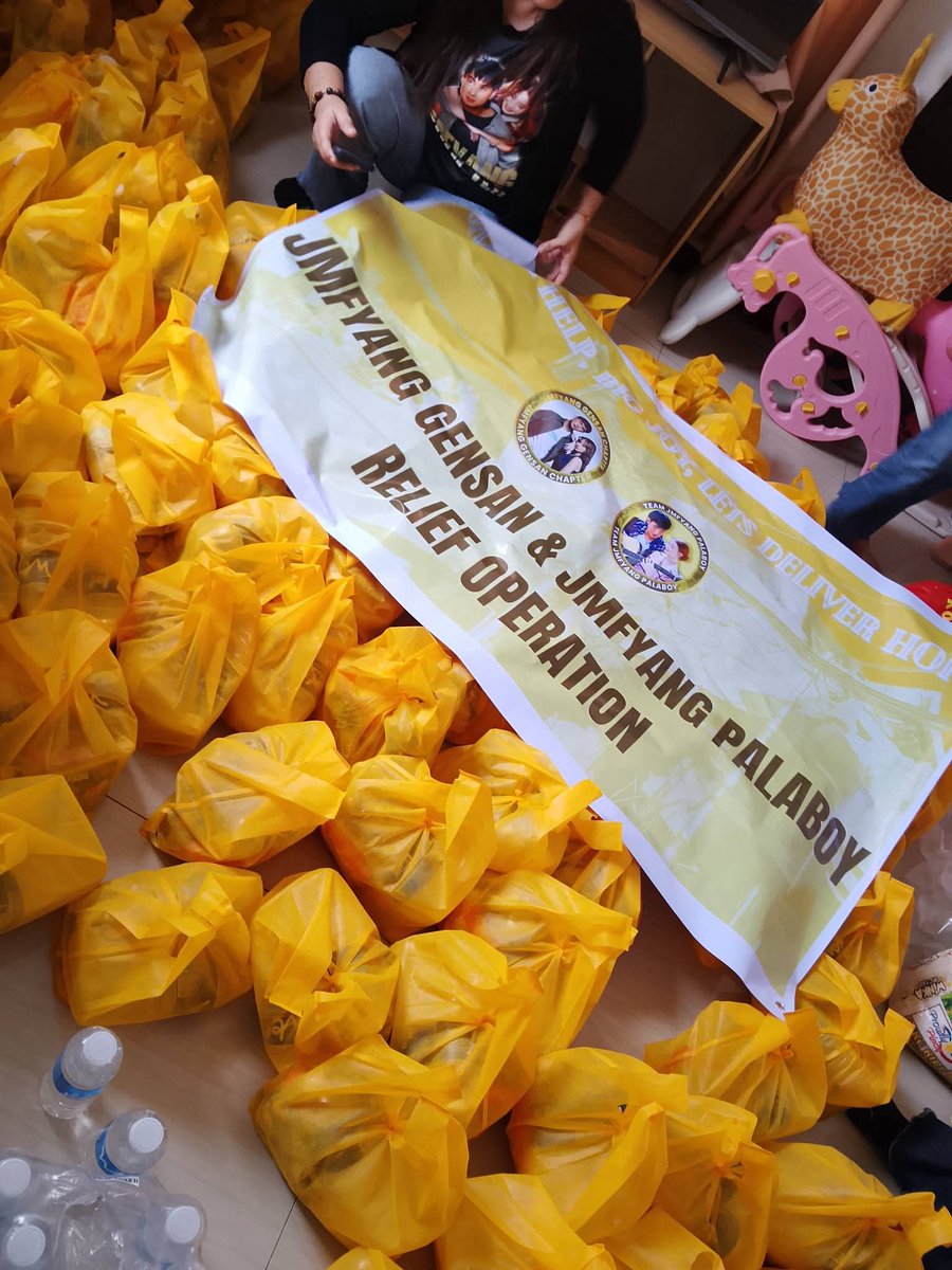 JmFyangPalaboy's tweet photo. Our team reflects the incredible goodness in the hearts of JM and Fyang. Because of their vision, no matter the challenge, when it comes to helping those in need, our team will always find a way. These supplies represent so much more than just food and water—they carry a powerful message of hope, love, and unity.

#BangonGensan #BangonMindanao #JMFYANG