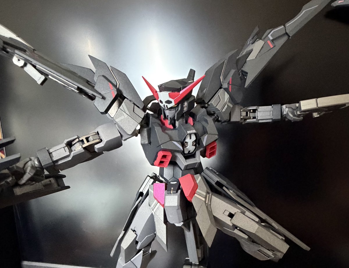 mihane01's tweet photo. 黒い機体ってなんでこんなかっこいいのか https://t.co/koncS3zzav
