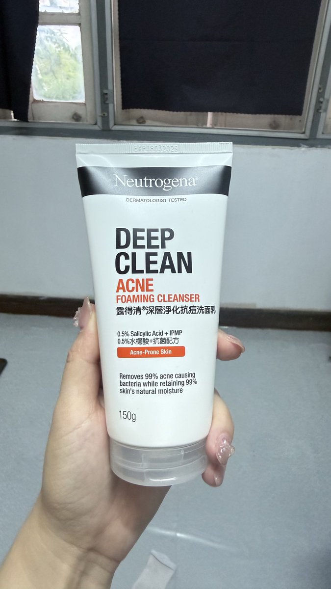 mormaikla's tweet photo. ส่งฟรี 🔥ส่งต่อน้ำตบลานอส #lanos #ลานอส ขวดละ 250 ทุกสูตร และโฟมล้างหน้า neutrogena 170 ของใหม่ทุกชิ้น
#ส่งต่อคสอ #ส่งต่อคสอมือ2 #ส่งต่อคสอมือสอง #ส่งต่อโฟมล้างหน้า  #ส่งต่อสกินแคร์ #ส่งต่อน้ำตบ  #neutrogena #ฟาริดา https://t.co/P9erNE5N20