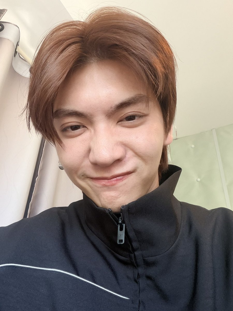 Bossckm_'s tweet photo. มอนิ่งคั้บบ ทางนี้ยังไม่ตื่นดี 😗😚 https://t.co/y2rlFBnX8M