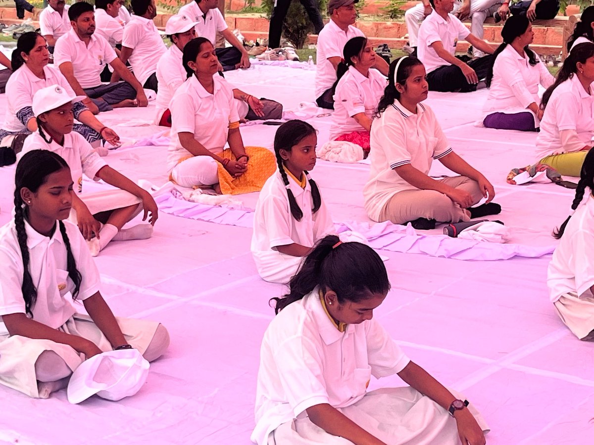 cbkanpur's tweet photo. Yoga Day Celebration on 21.06.2026 at Office of Cantonment Board, Kanpur Cantt.   
#IDY2026 #YogaForHealthyAgeing 
#YogaSangam #IDY 
#InternationalDayOfYoga2026 
#Yoga365 #InternationalDayOfYoga
@RakshaSampada
@pddecc https://t.co/lzRpVwOBYE