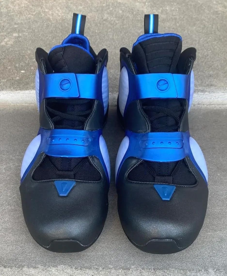 JustFreshKicks's tweet photo. The Nike Air Flightposite 3 is set to return Spring 2027 🥶 https://t.co/Q0722MKWDq