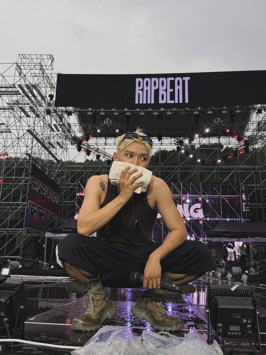 Elsplstrtyong's tweet photo. 260621 Taeoxo_nct • Tyongstagram 🌹 #TAEYONG 
~ #태용 Instagram update 

🌹: #rapbeat https://t.co/161RYSJSYx