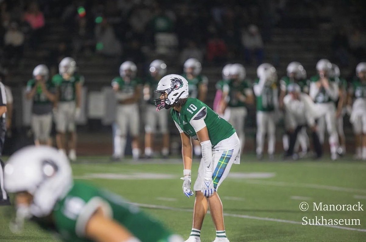 HelixFootball's tweet photo. ‘27 ATH Roderick Aguillard
6’0 175lbs
DB

2024:
• 29 Tackles (20 Solo, 9 Ast) during sophomore season. 
• 5 PBUs 
• Played 5 Games. (Missed time with injury).

Southern Utah offered. https://t.co/RyHhEhByKm