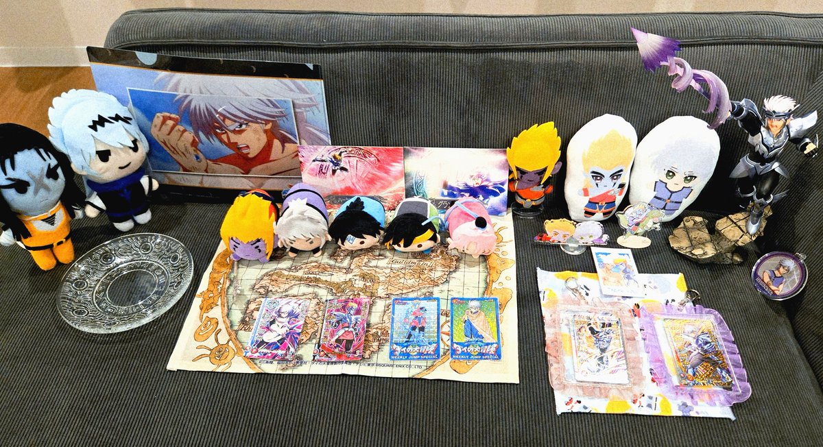412hi3's tweet photo. 🥳パーティー写真🥳
ヒュンの『美しい二等辺三角形』はもはや確認するすべのない集団幻覚ポジだな😂 https://t.co/dceUYlavxg